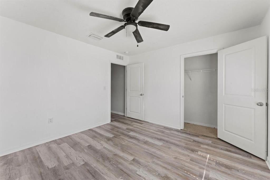 For Sale: $338,500 (5 beds, 3 baths, 2674 Square Feet)