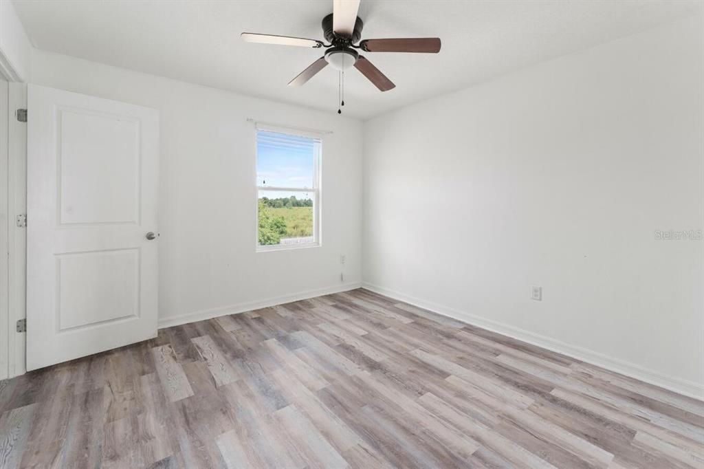 For Sale: $338,500 (5 beds, 3 baths, 2674 Square Feet)