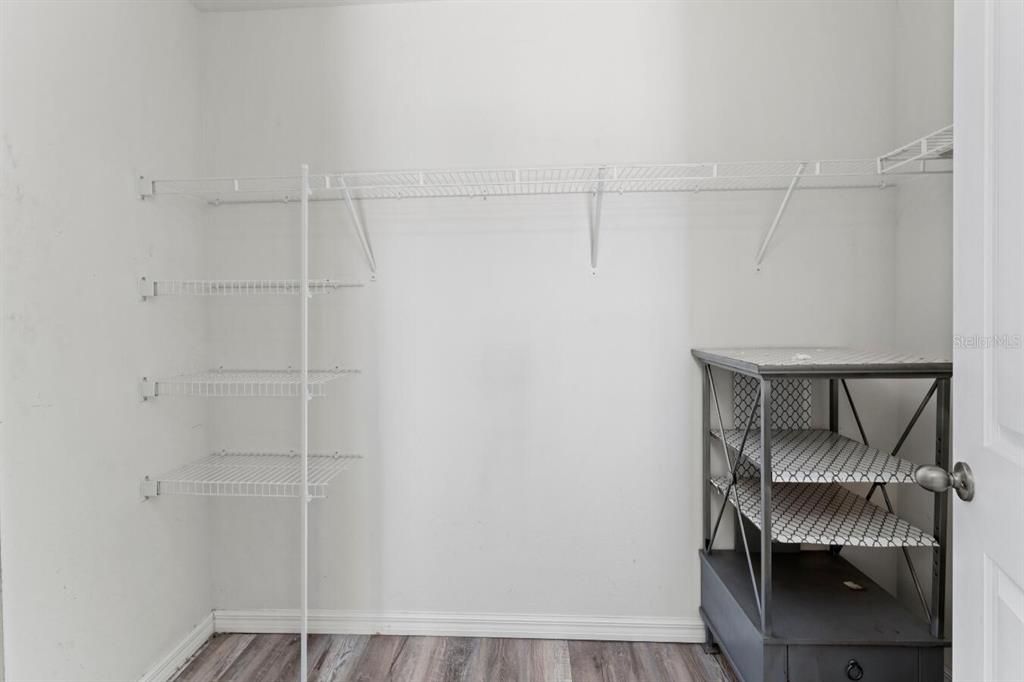 For Sale: $338,500 (5 beds, 3 baths, 2674 Square Feet)