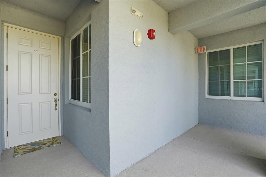 Active With Contract: $269,900 (2 beds, 2 baths, 1198 Square Feet)