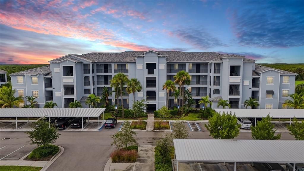 Active With Contract: $269,900 (2 beds, 2 baths, 1198 Square Feet)