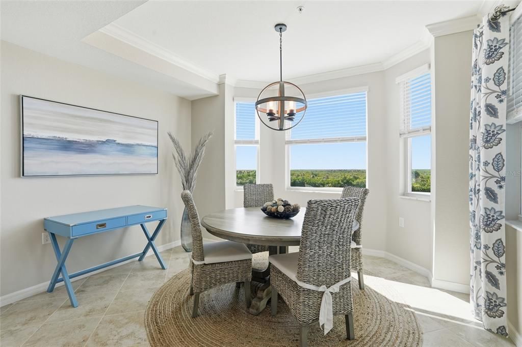 Active With Contract: $269,900 (2 beds, 2 baths, 1198 Square Feet)