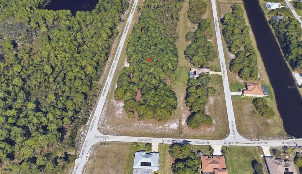 待售: $57,000 (0.37 acres)