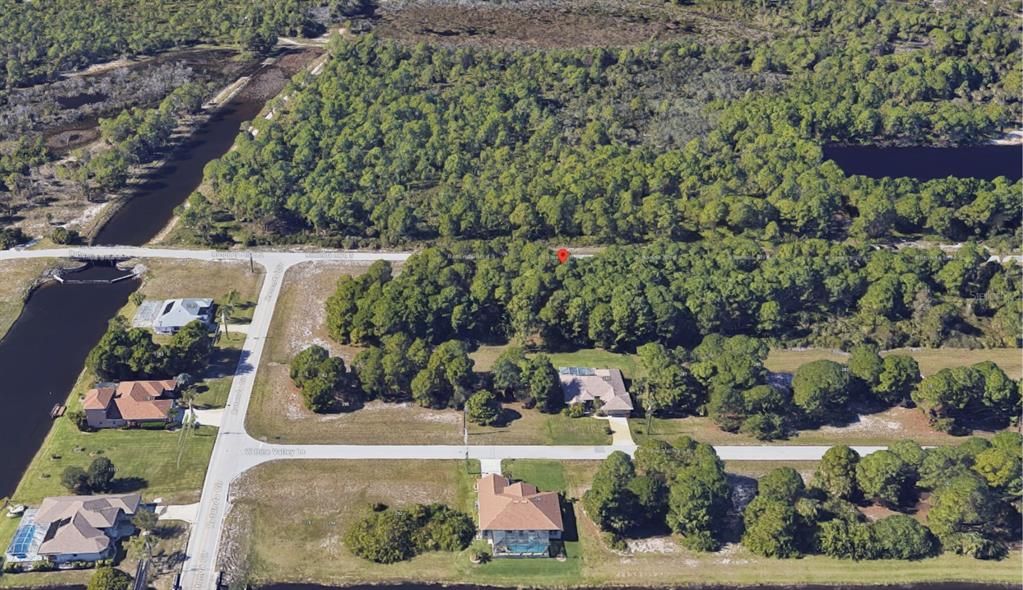 待售: $57,000 (0.37 acres)