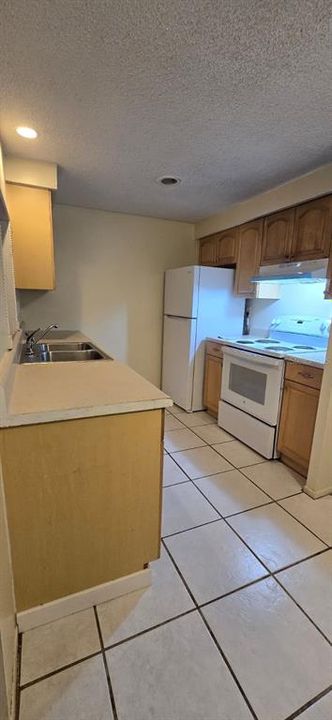 出租: $1,850 (3 贝兹, 2 浴室, 1167 平方英尺)