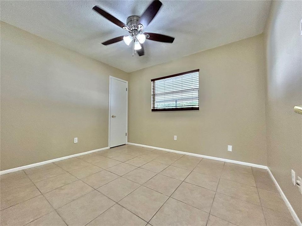 For Rent: $2,300 (4 beds, 2 baths, 1516 Square Feet)