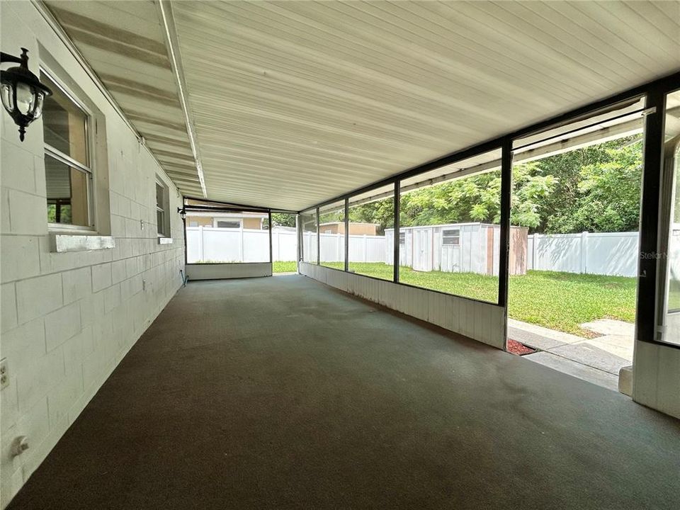 For Rent: $2,300 (4 beds, 2 baths, 1516 Square Feet)