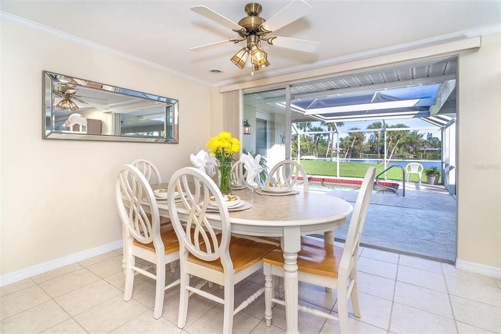 En Venta: $684,900 (3 camas, 2 baños, 1593 Pies cuadrados)