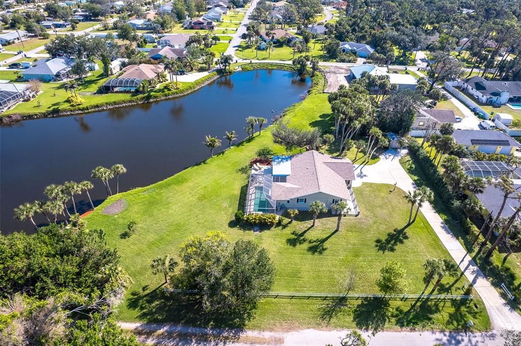 En Venta: $684,900 (3 camas, 2 baños, 1593 Pies cuadrados)