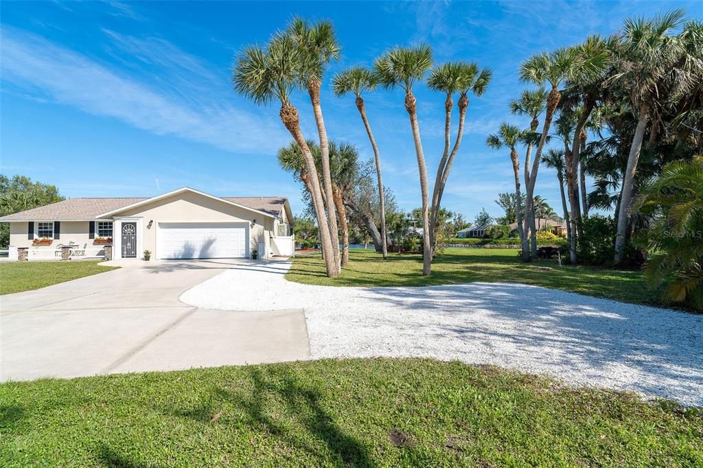 En Venta: $684,900 (3 camas, 2 baños, 1593 Pies cuadrados)