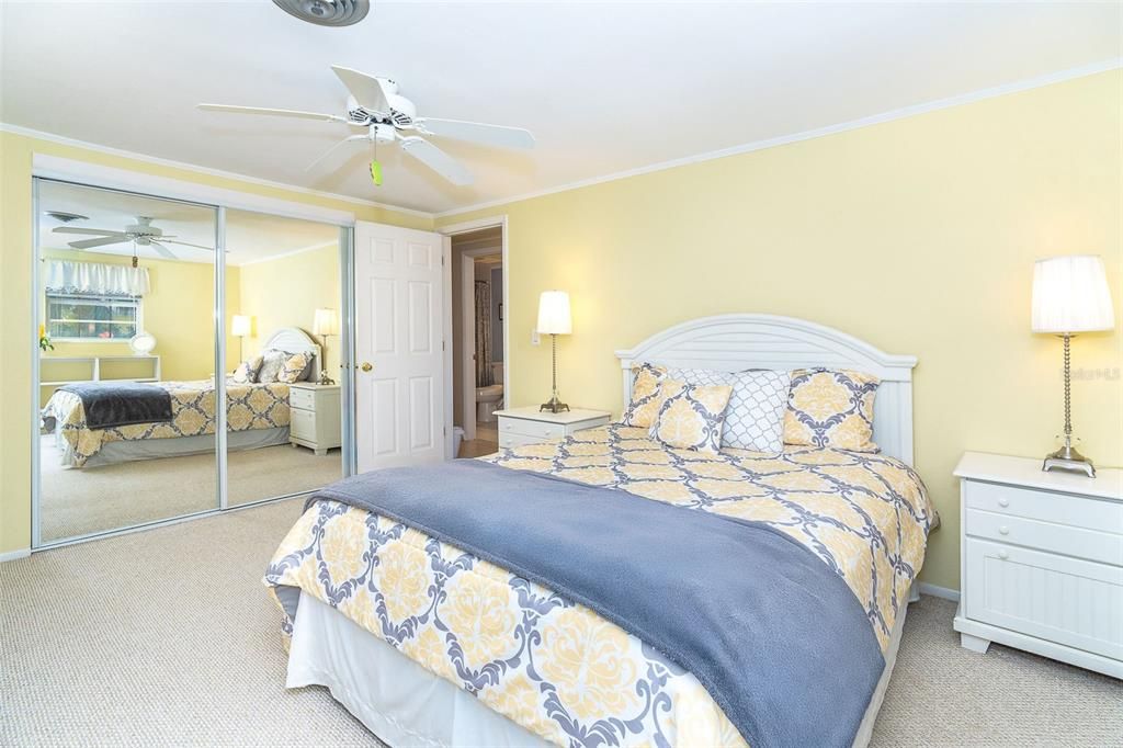 En Venta: $684,900 (3 camas, 2 baños, 1593 Pies cuadrados)