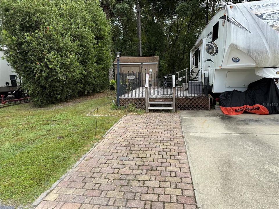 На продажу: $75,000 (0.07 acres)