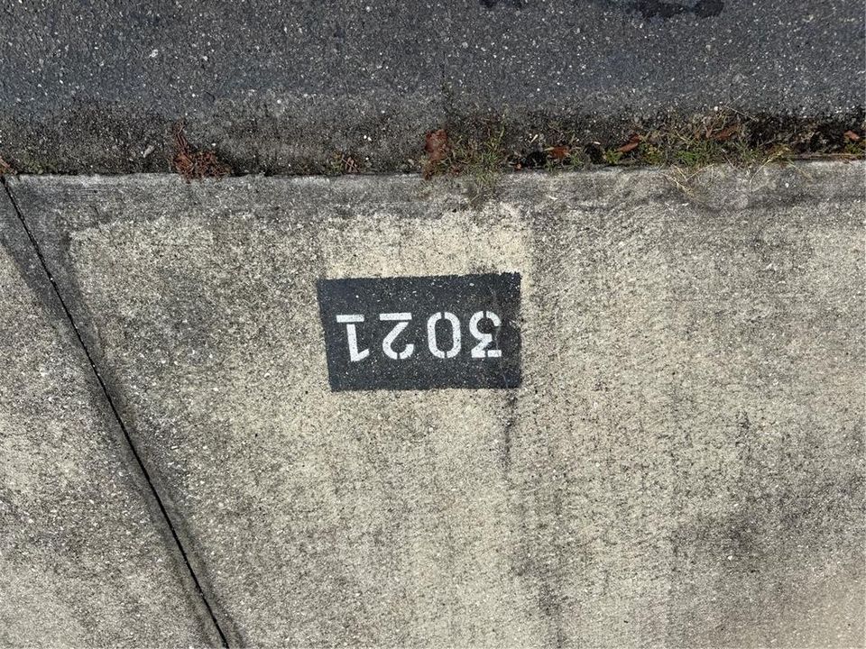 На продажу: $75,000 (0.07 acres)