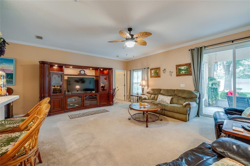 Active With Contract: $299,900 (3 beds, 2 baths, 1851 Square Feet)