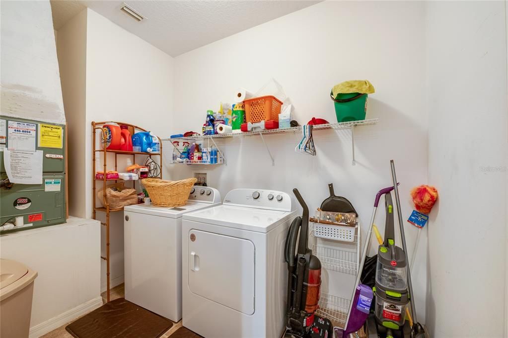 Active With Contract: $299,900 (3 beds, 2 baths, 1851 Square Feet)