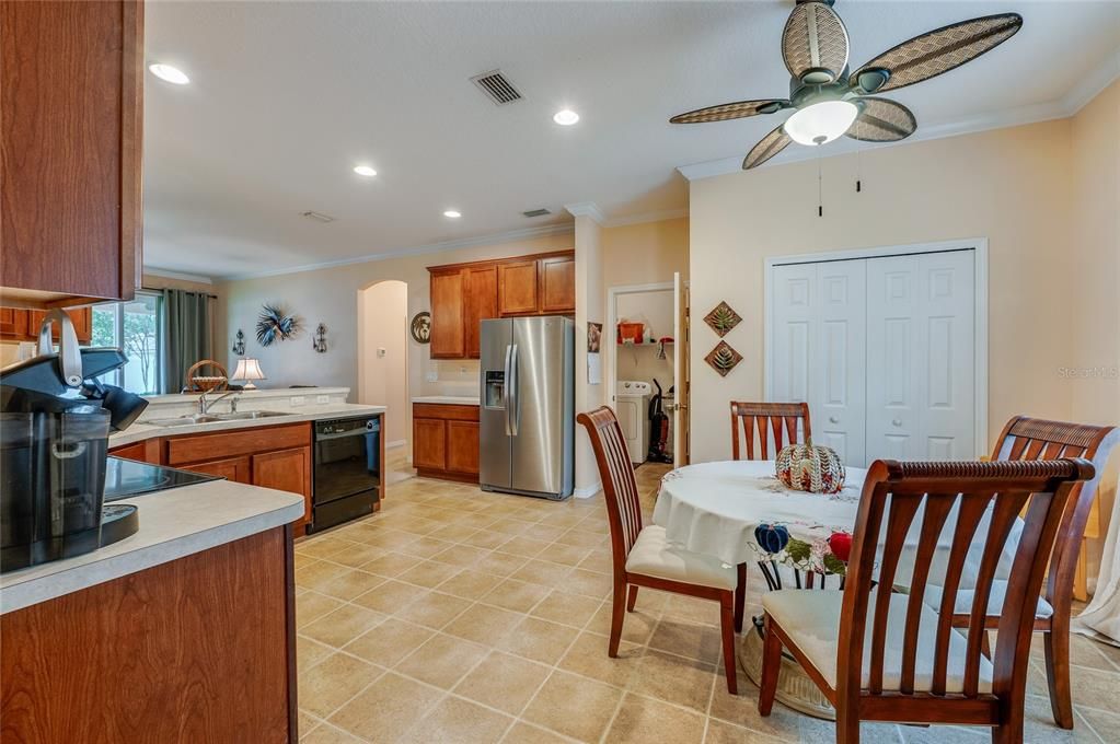 Active With Contract: $299,900 (3 beds, 2 baths, 1851 Square Feet)