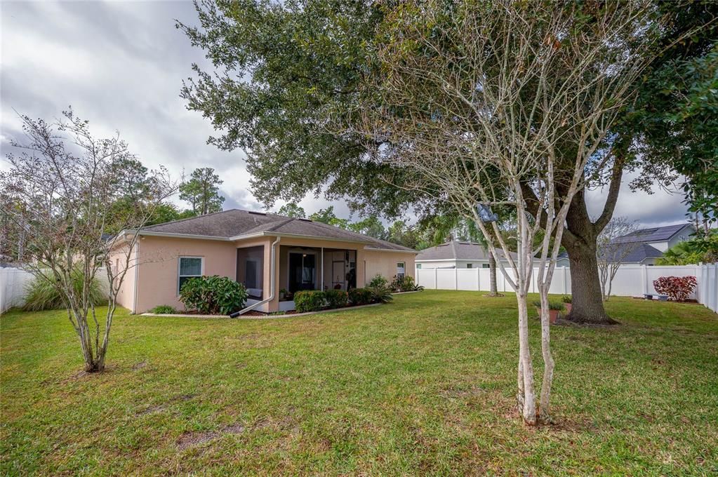 Active With Contract: $299,900 (3 beds, 2 baths, 1851 Square Feet)