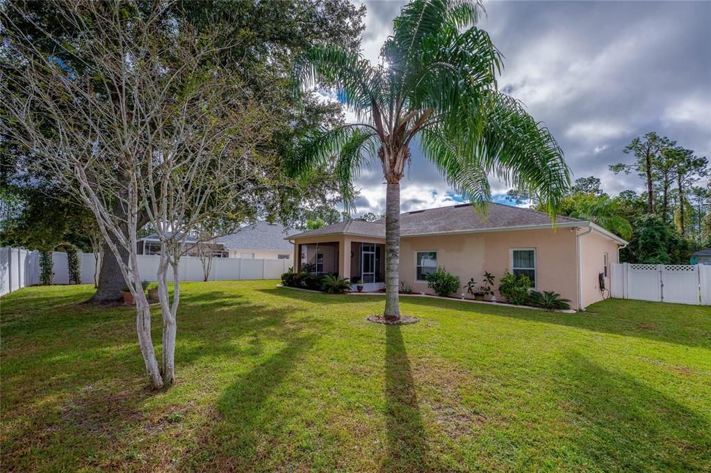 Active With Contract: $299,900 (3 beds, 2 baths, 1851 Square Feet)