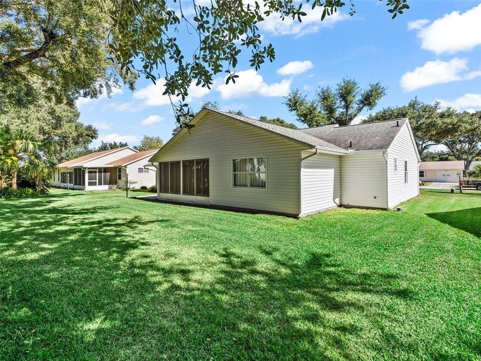 Activo con contrato: $244,900 (2 camas, 2 baños, 1468 Pies cuadrados)