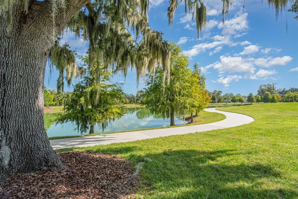 待售: $660,000 (4 贝兹, 2 浴室, 1916 平方英尺)