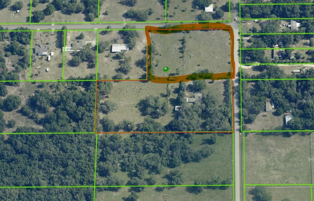 На продажу: $78,000 (2.77 acres)