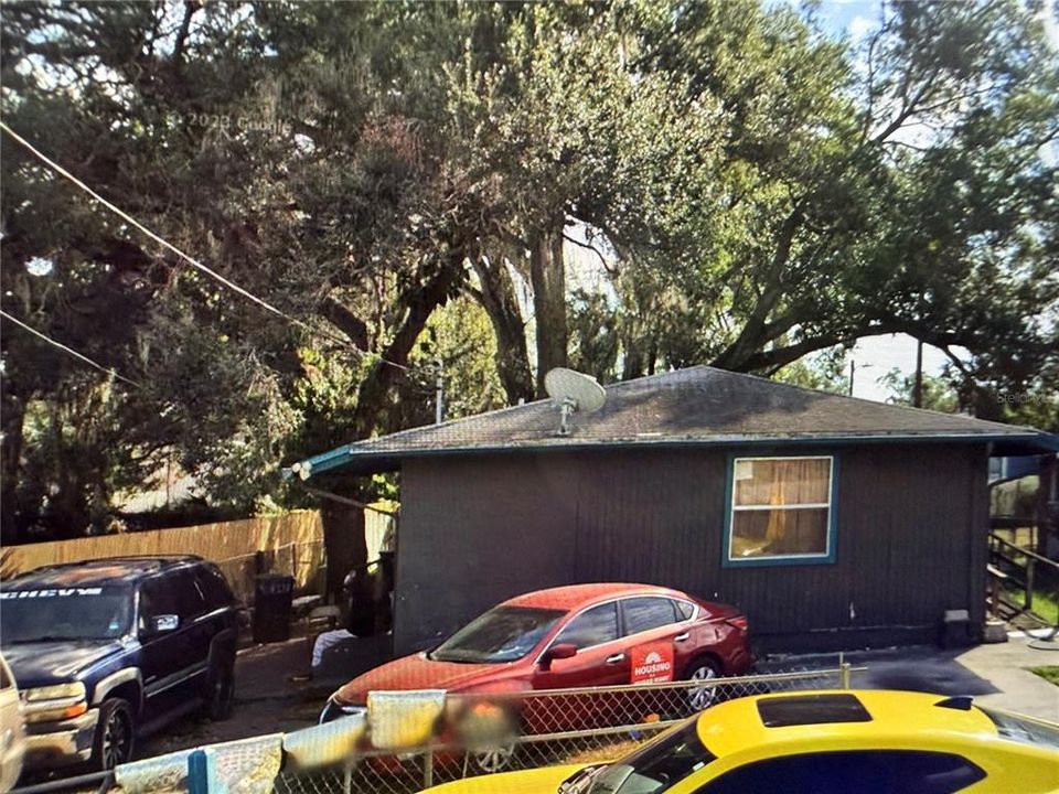 最近售出: $150,000 (3 贝兹, 1 浴室, 1150 平方英尺)