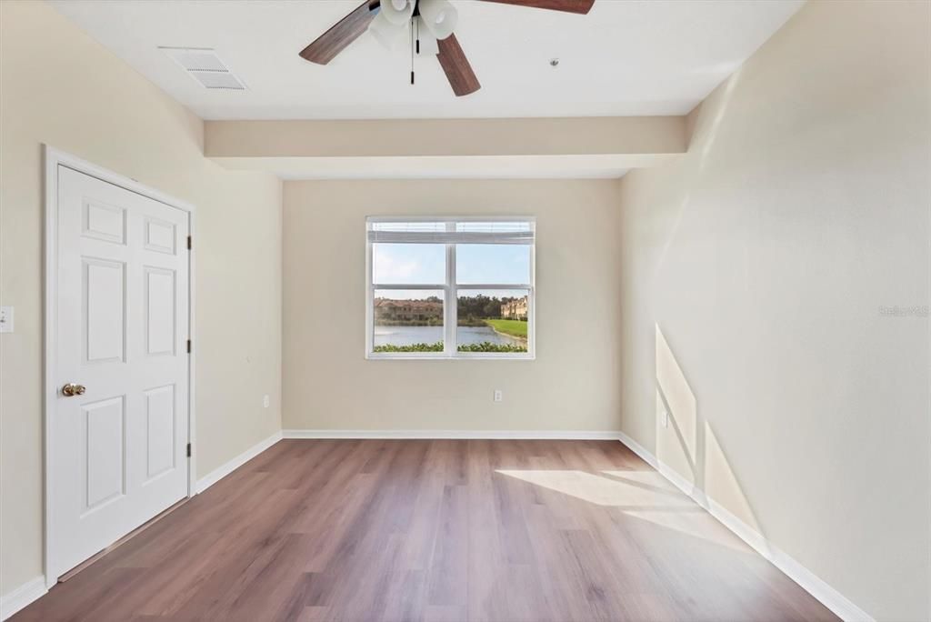 Active With Contract: $2,000 (3 beds, 2 baths, 1210 Square Feet)