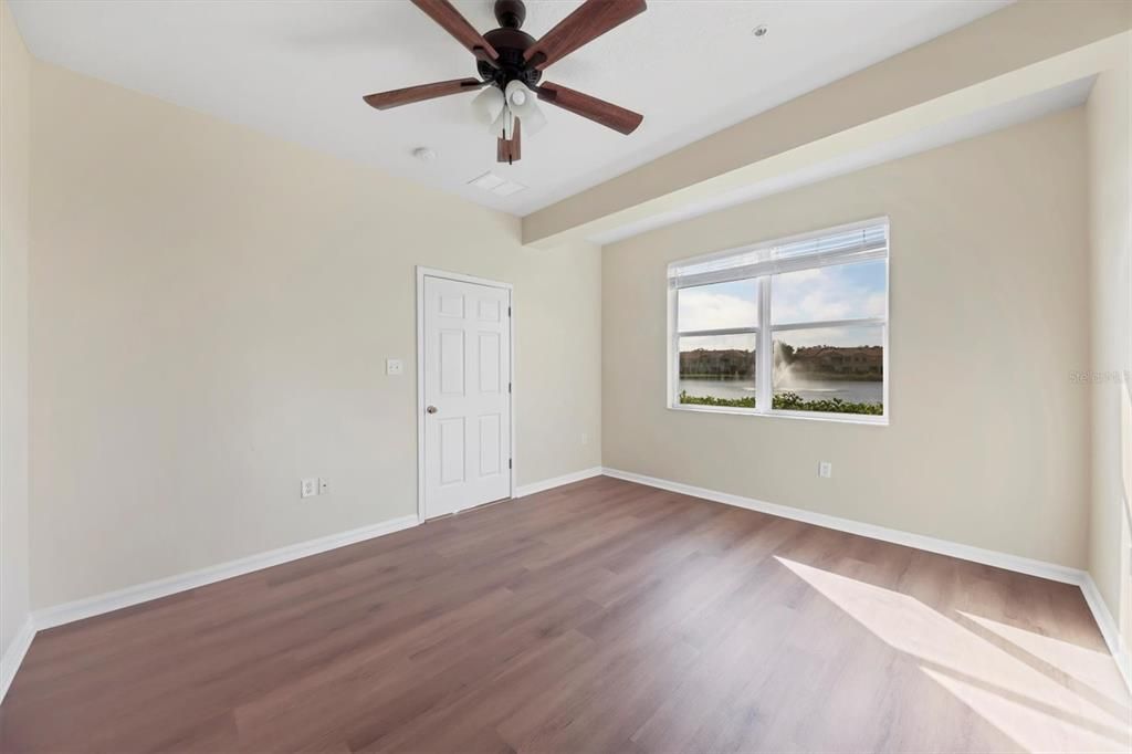 Active With Contract: $2,000 (3 beds, 2 baths, 1210 Square Feet)
