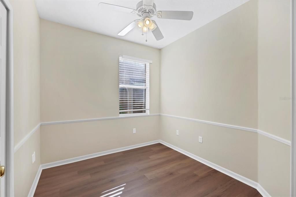 Active With Contract: $2,000 (3 beds, 2 baths, 1210 Square Feet)