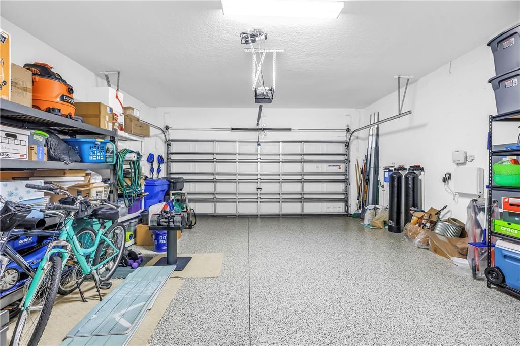 Active With Contract: $400,000 (4 beds, 3 baths, 2044 Square Feet)