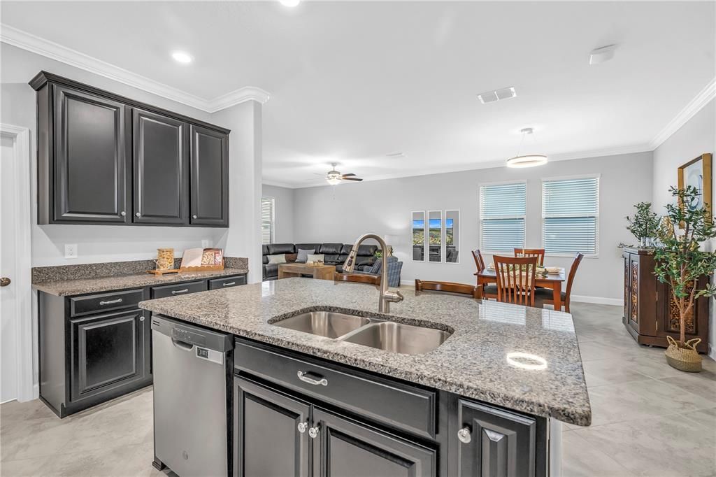 Active With Contract: $400,000 (4 beds, 3 baths, 2044 Square Feet)