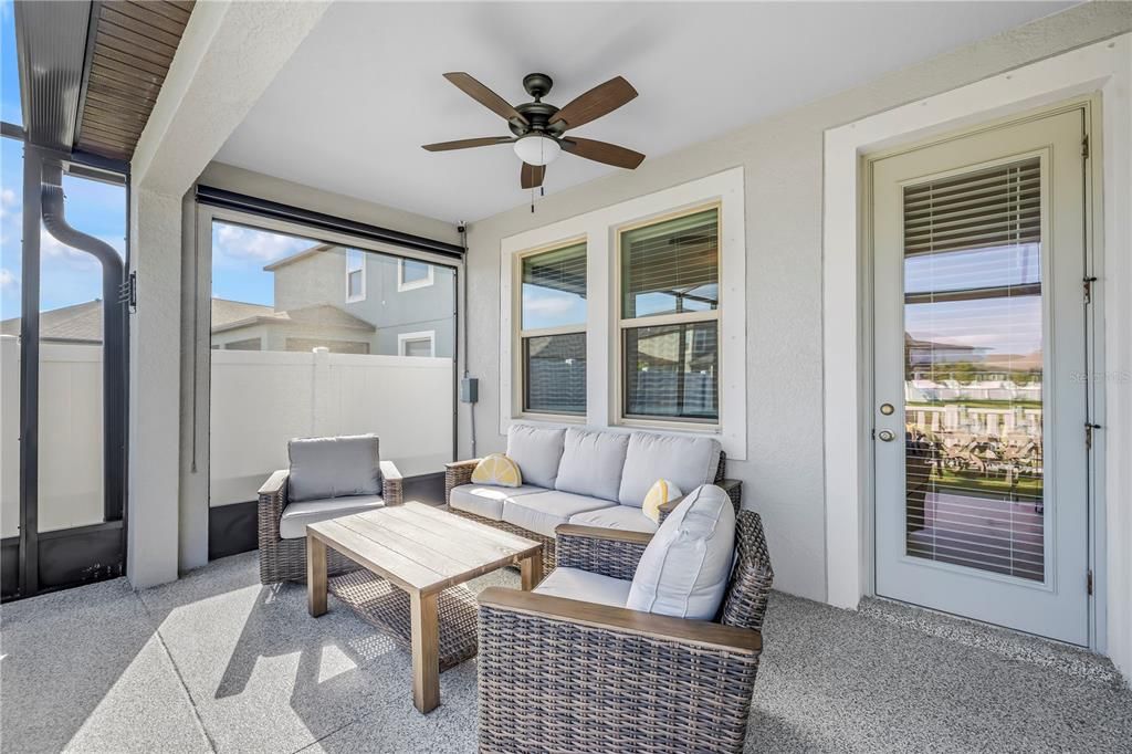 Active With Contract: $400,000 (4 beds, 3 baths, 2044 Square Feet)