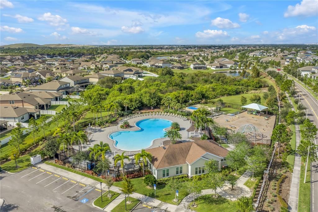 Active With Contract: $400,000 (4 beds, 3 baths, 2044 Square Feet)