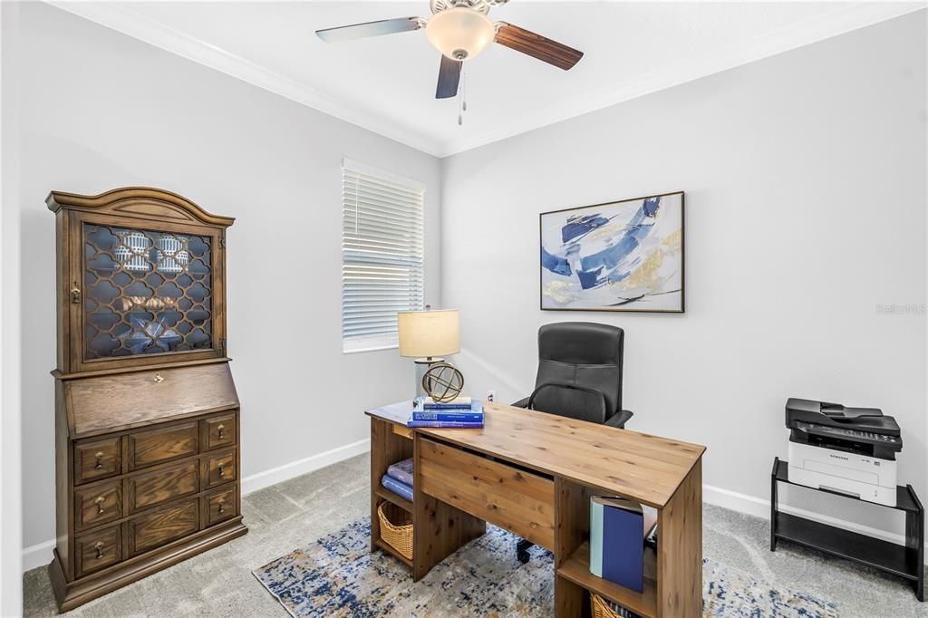 Active With Contract: $400,000 (4 beds, 3 baths, 2044 Square Feet)