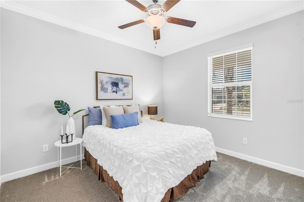 Active With Contract: $400,000 (4 beds, 3 baths, 2044 Square Feet)