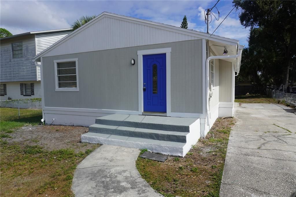 En Renta: $2,250 (3 camas, 2 baños, 1080 Pies cuadrados)