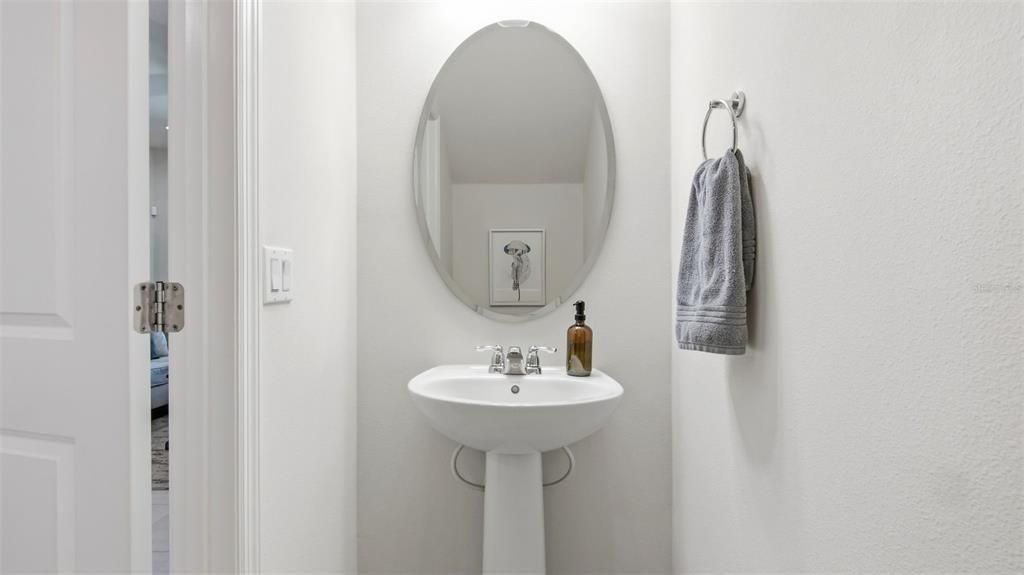 На продажу: $327,900 (3 спален, 2 ванн, 1667 Квадратных фут)