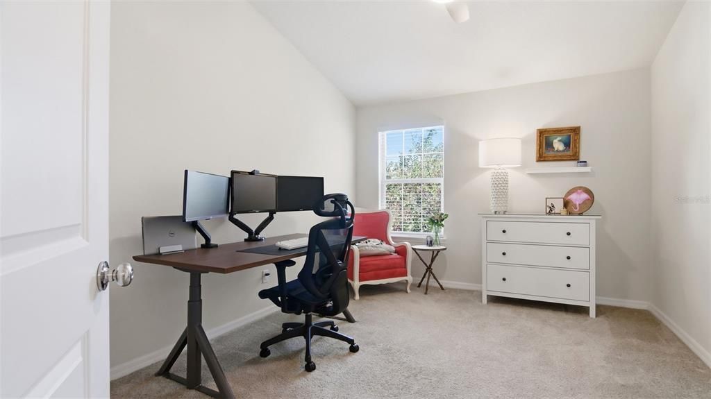 На продажу: $327,900 (3 спален, 2 ванн, 1667 Квадратных фут)