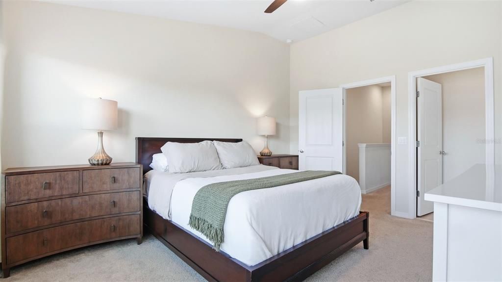 На продажу: $327,900 (3 спален, 2 ванн, 1667 Квадратных фут)