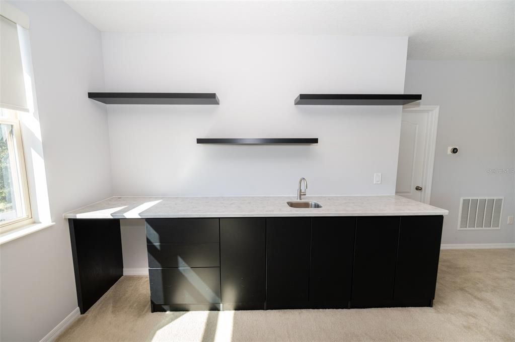 En Venta: $899,000 (4 camas, 3 baños, 4227 Pies cuadrados)