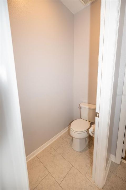 En Venta: $899,000 (4 camas, 3 baños, 4227 Pies cuadrados)