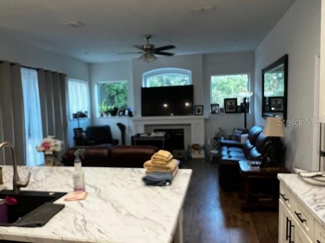 For Sale: $375,000 (4 beds, 3 baths, 2393 Square Feet)