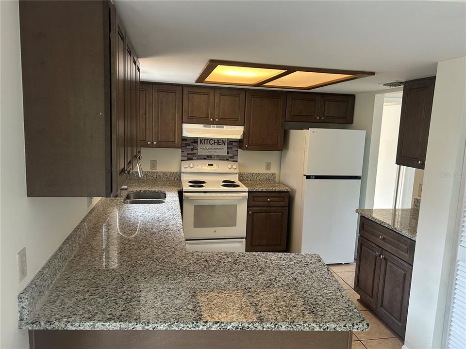 Activo con contrato: $210,000 (2 camas, 2 baños, 1088 Pies cuadrados)