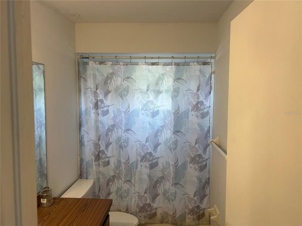 Activo con contrato: $210,000 (2 camas, 2 baños, 1088 Pies cuadrados)