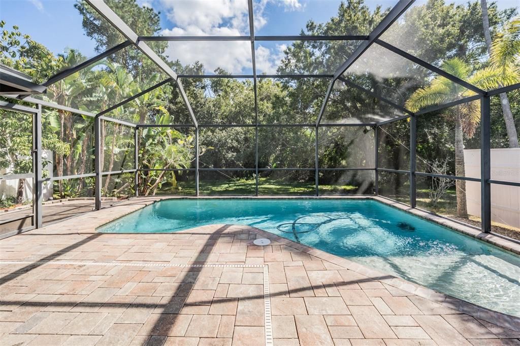 Active With Contract: $495,000 (3 beds, 2 baths, 1930 Square Feet)