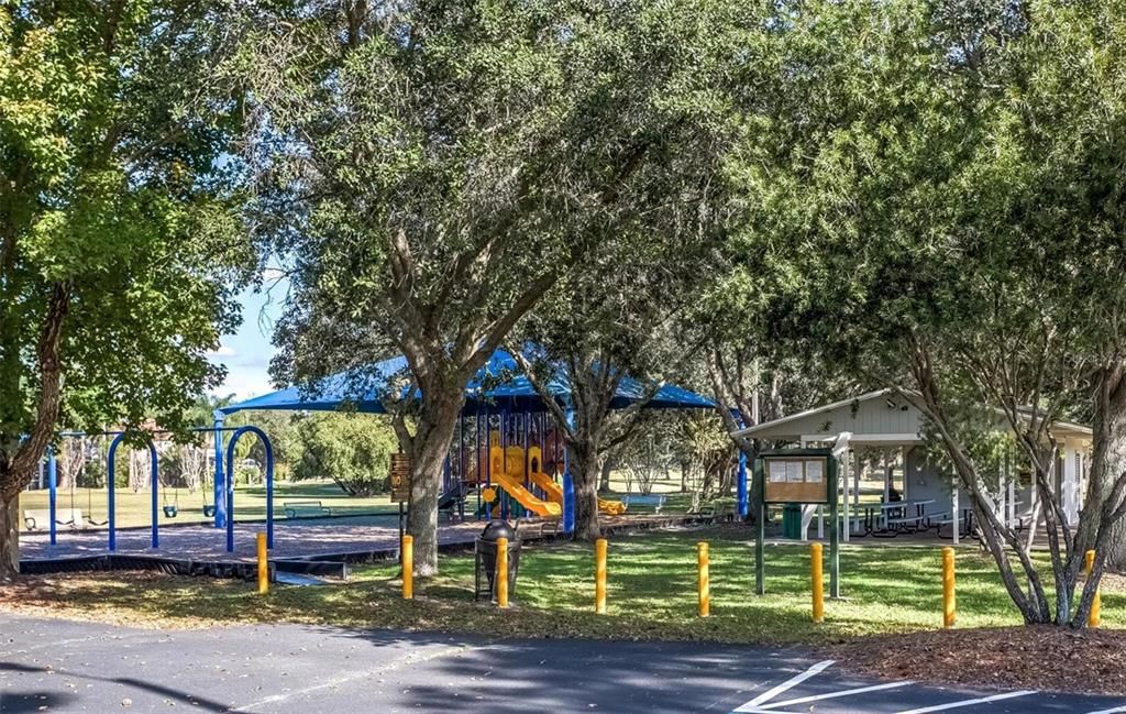 Active With Contract: $495,000 (3 beds, 2 baths, 1930 Square Feet)