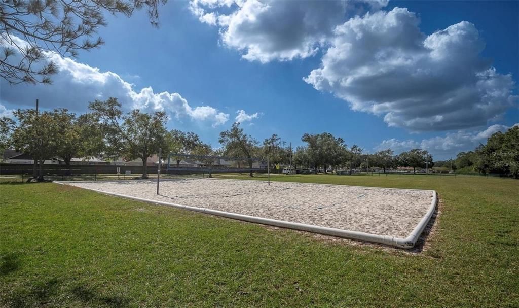 Active With Contract: $495,000 (3 beds, 2 baths, 1930 Square Feet)