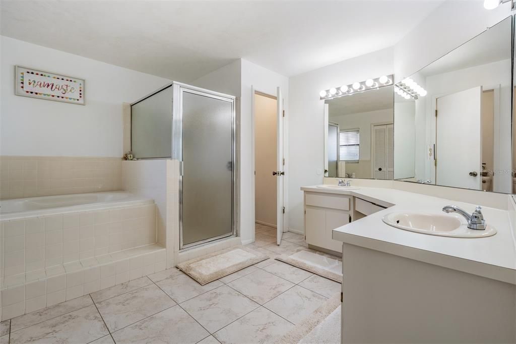 Active With Contract: $495,000 (3 beds, 2 baths, 1930 Square Feet)