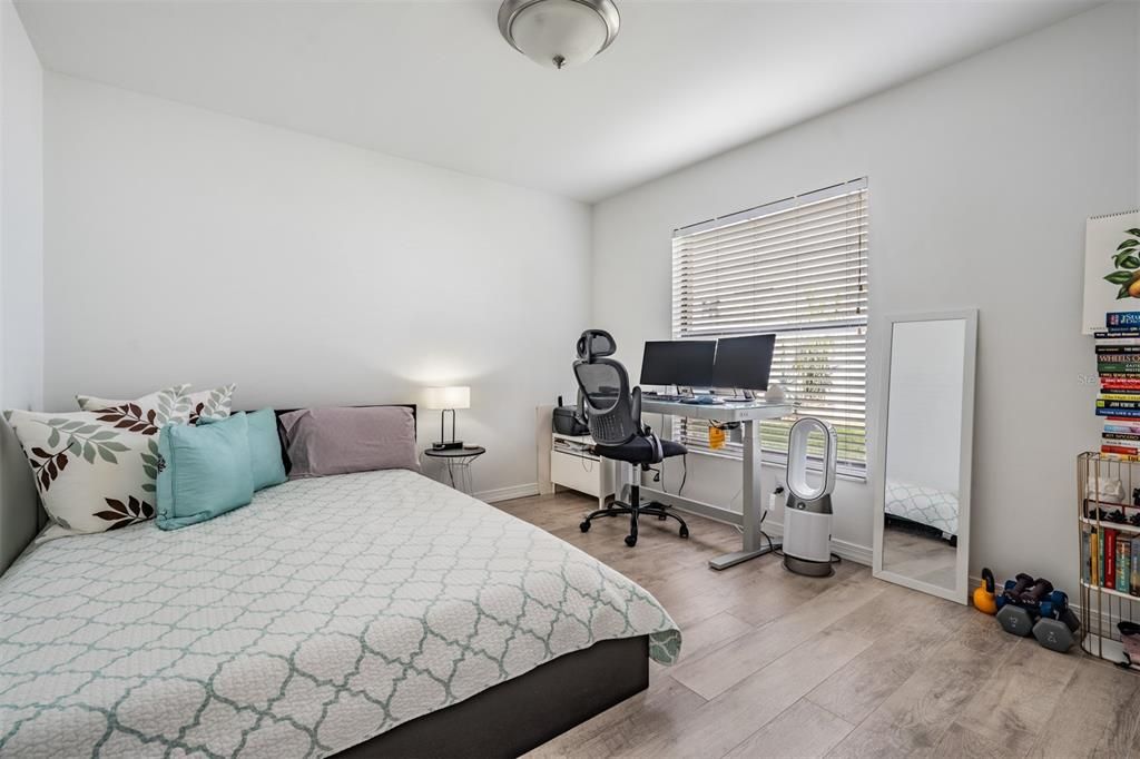 Active With Contract: $495,000 (3 beds, 2 baths, 1930 Square Feet)