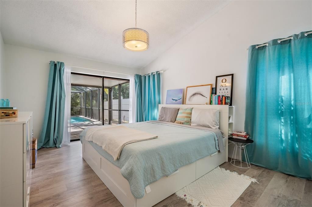 Active With Contract: $495,000 (3 beds, 2 baths, 1930 Square Feet)